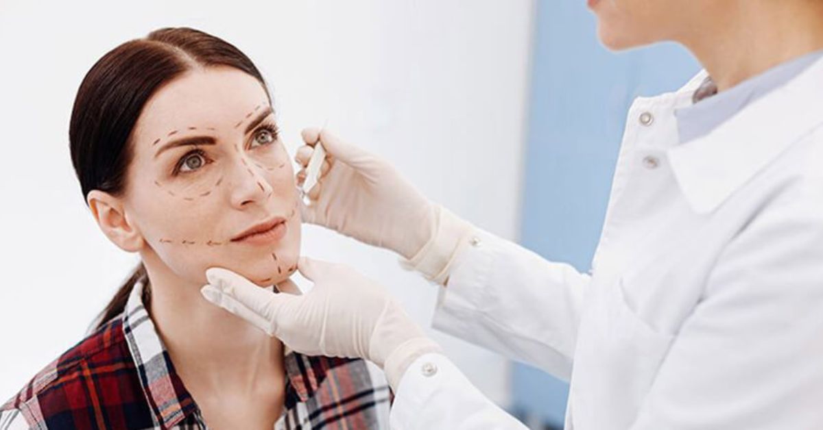 Choosing Plastic Surgery: What Patients Should Know